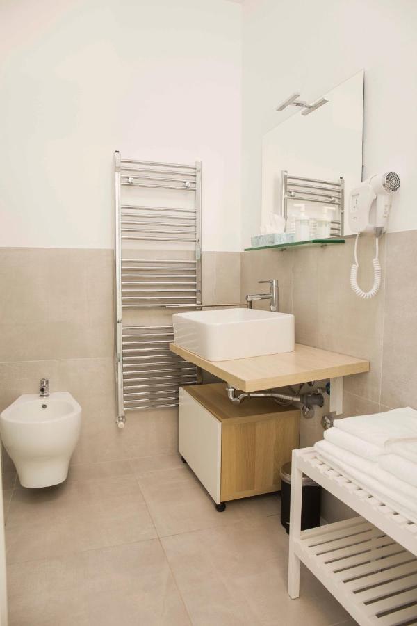 Torre 2 San Bonifacio - Locazione Turistica Hotel ภายนอก รูปภาพ
