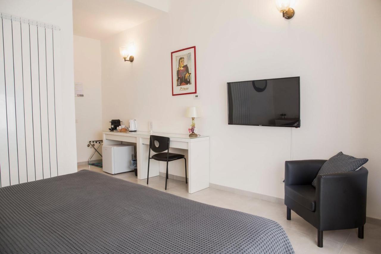 Torre 2 San Bonifacio - Locazione Turistica Hotel ภายนอก รูปภาพ